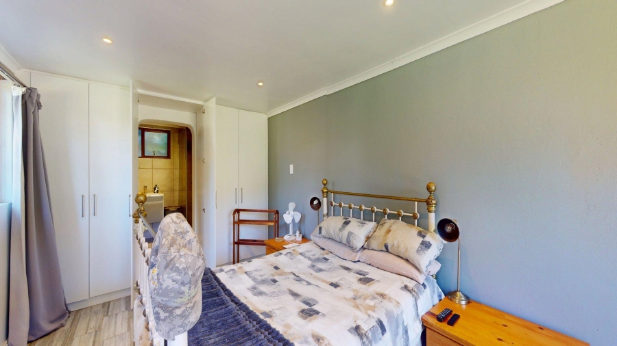 4 Bedroom Property for Sale in Walmer Eastern Cape